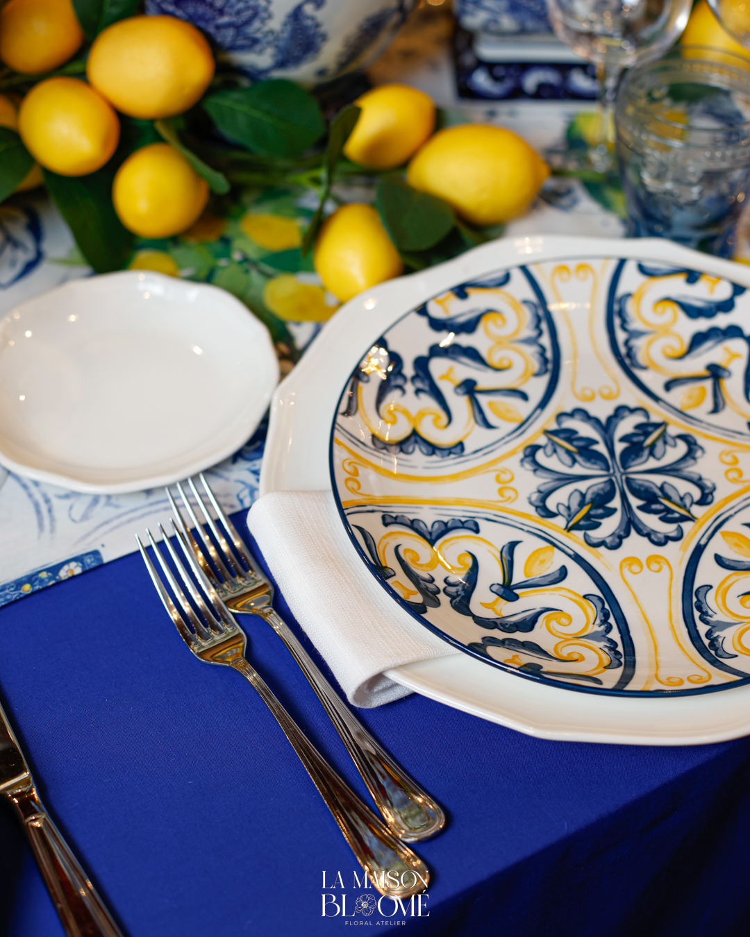 Piatto dipinto con limoni di Sorrento